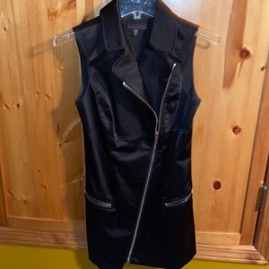 woman’s bebe cocktail dress